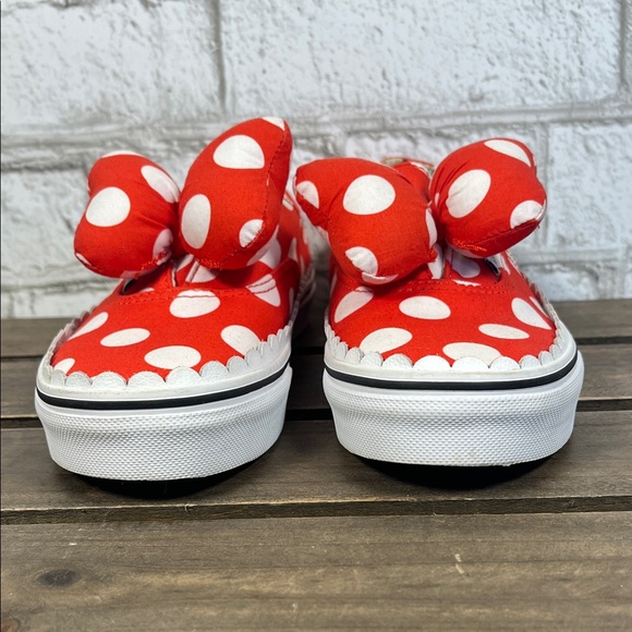 Vans RARE Authentic x Disney Minnie Mouse Red Bow with White Polka Dots Sneakers - Picture 3 of 11